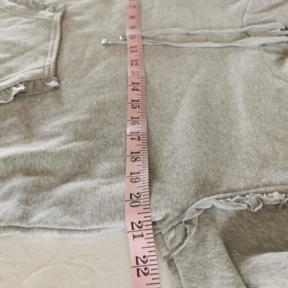Make+Model Gray Ruffle Hooded Sweatshirt Size Med - Picture 7 of 9